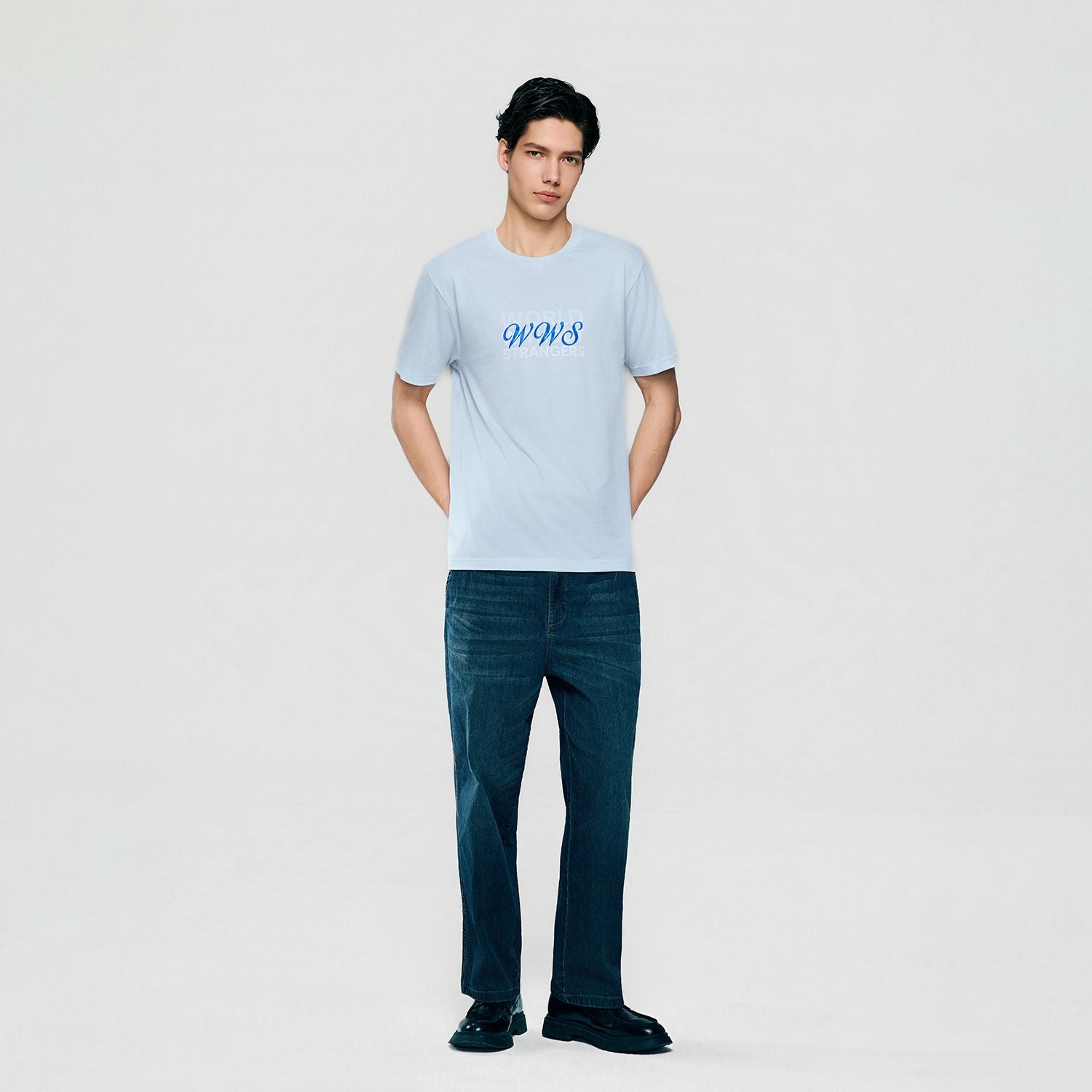 Men Slim World Without Strangers Print Tee