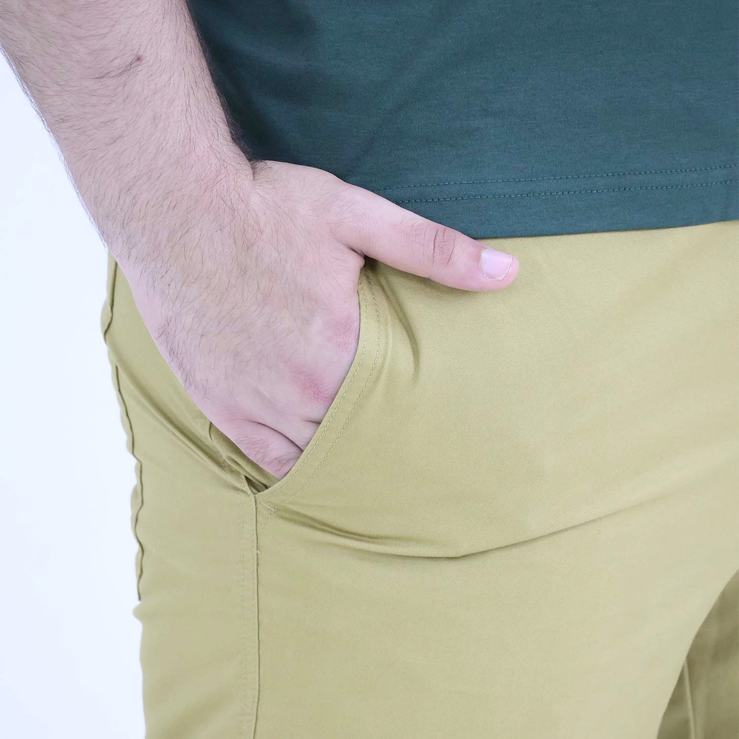 شورت برمودا رجالي من القطن المائل - الراحة والأناقة