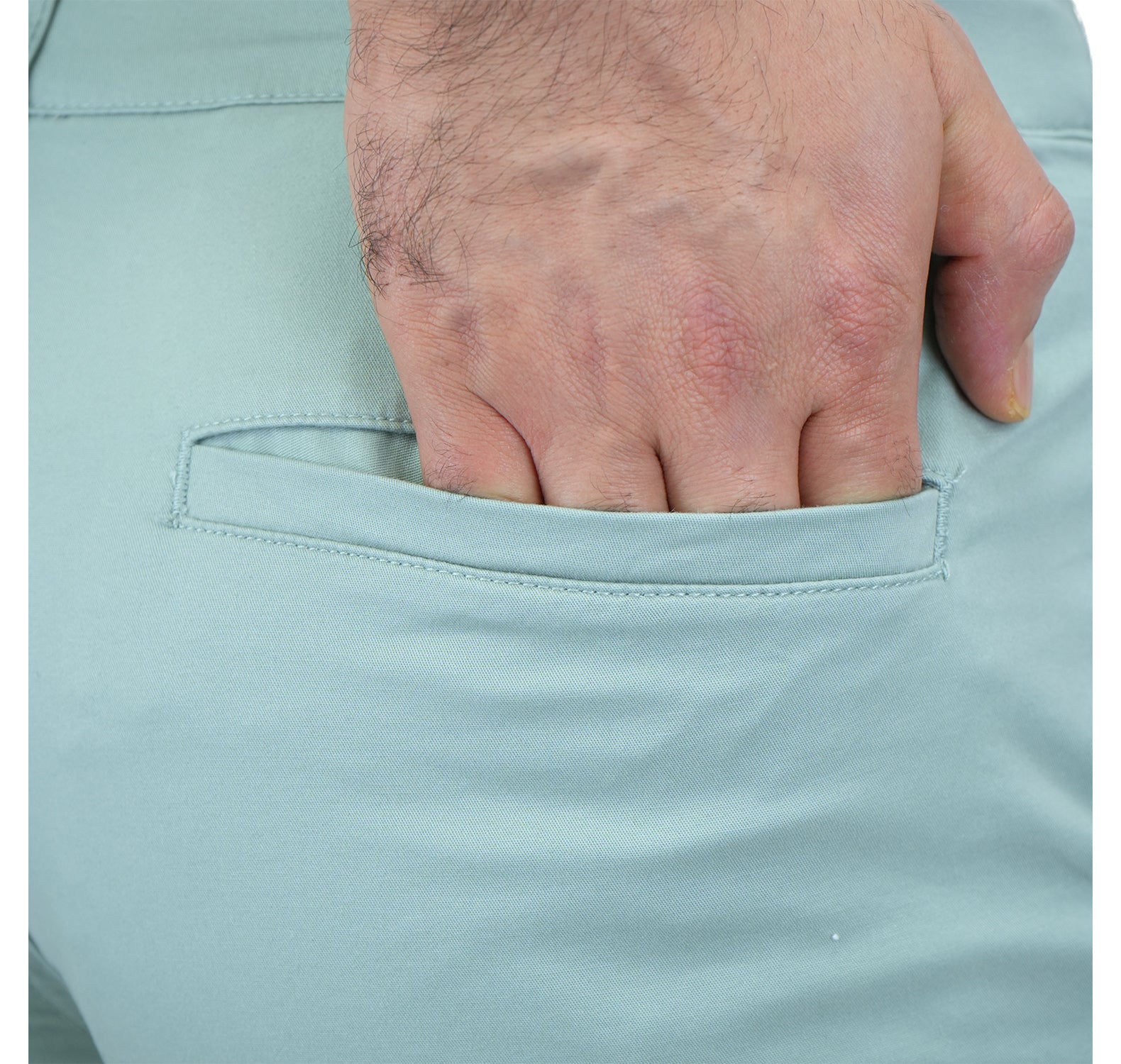 Men's Cotton Elastane Twill Low Rise Slim Fit Bermuda Shorts