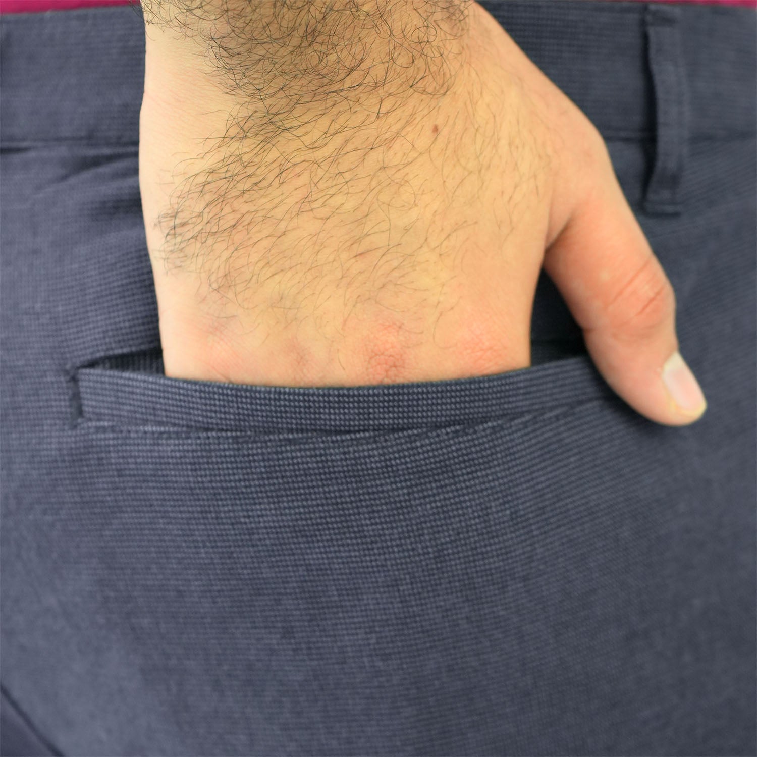 بنطلون كاكي سهل العناية للرجال