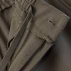 بنطال رياضي رجالي محبوك بقصّة Slim Fit | مريح وأنيق