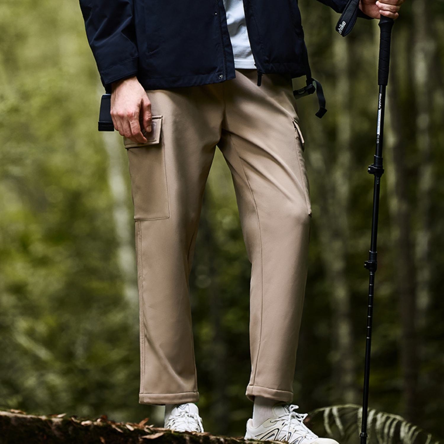 بنطال رياضي رجالي من Bond Fleece بخصر مطاطي وقصة ضيقة ومتوسطة الارتفاع