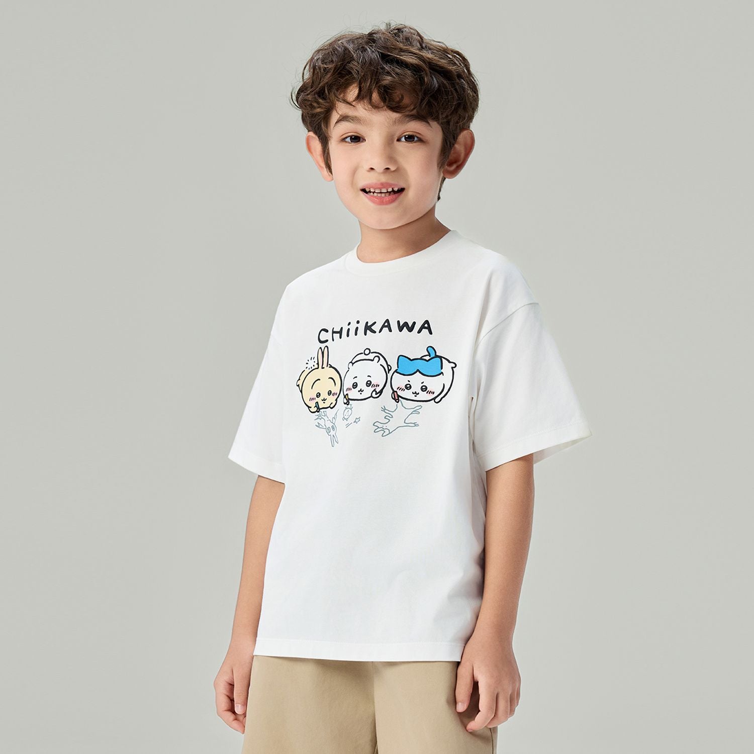 Kid's Chiikawa Snow White Relaxed Graphic Tee
