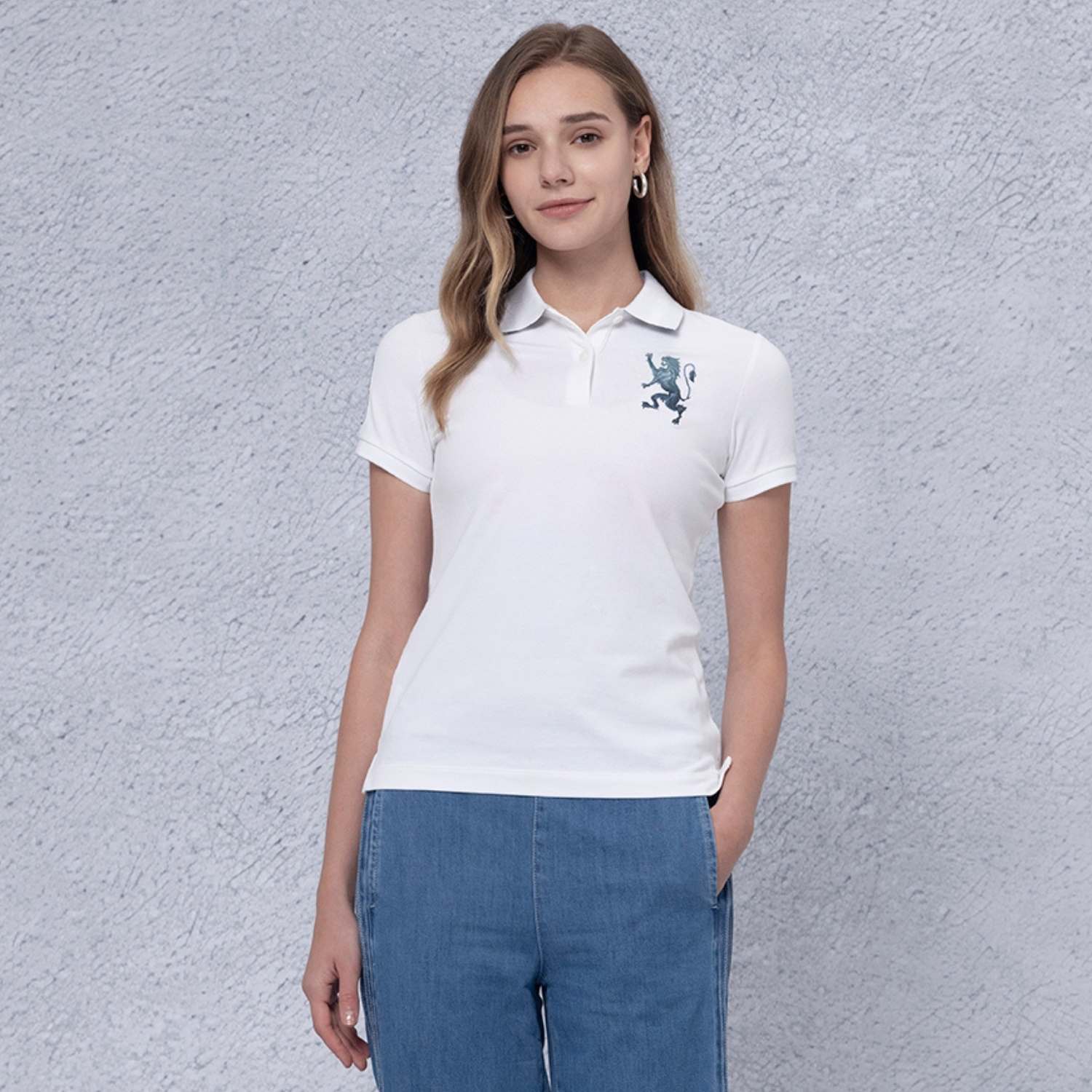 Women's Cotton Lycra 3D Lion Embroidery Polo