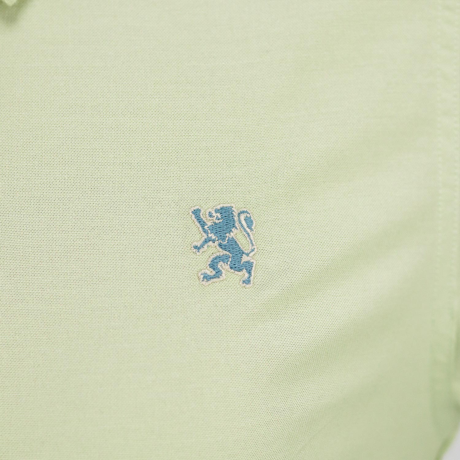 Women Oxford Shirt With Small Lion Embroidery