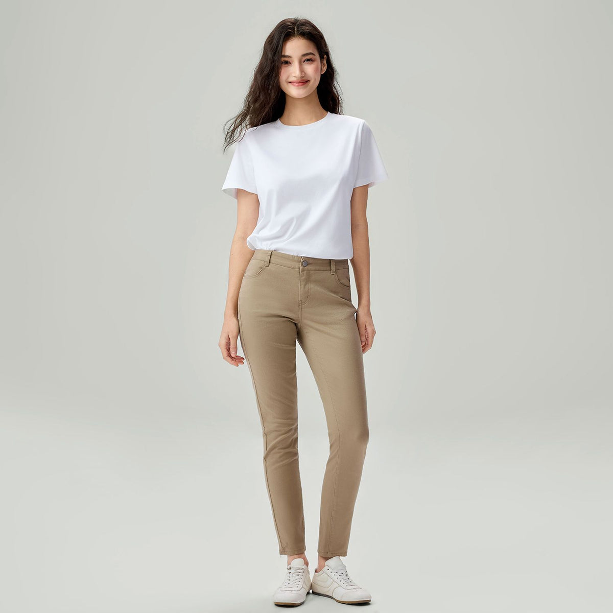 Women’s High-Waist Twill Regular Tapered Fit Pant