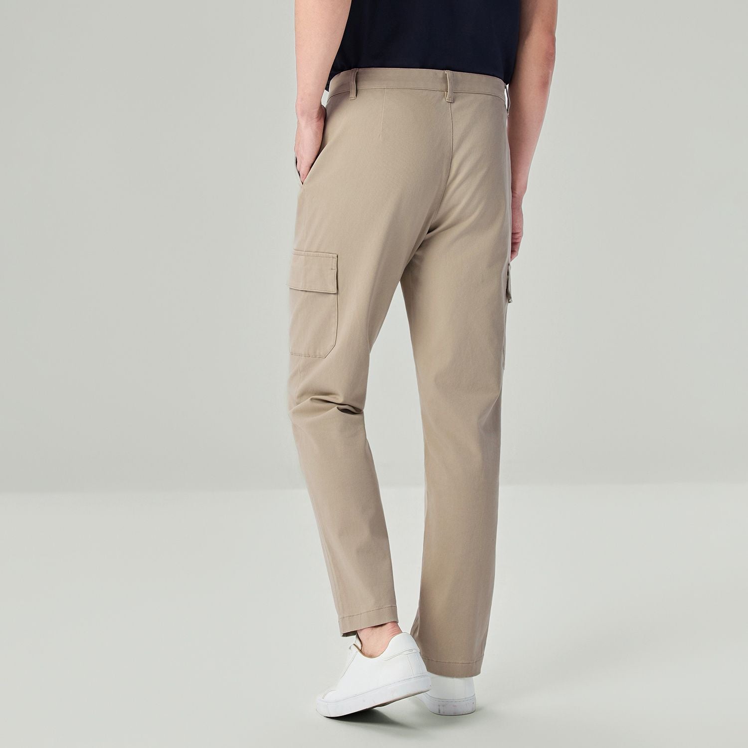 Men's Relaxed Tapered Stretch Cargo Pants