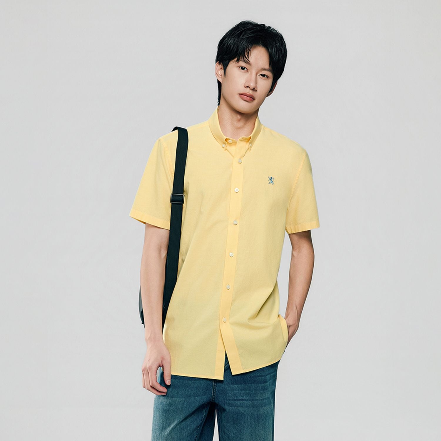 Men’s Cotton Oxford Slim Fit Short-Sleeve Shirt with Embroidery