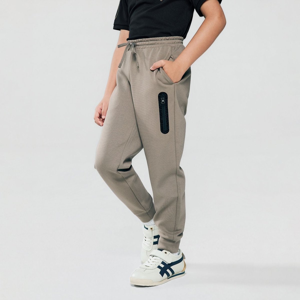 Giordano Kid's Regular Taper Stretch Interlock Jogger with Elastic Waist - first_variant_option_2 Premium Joggers for Giordano