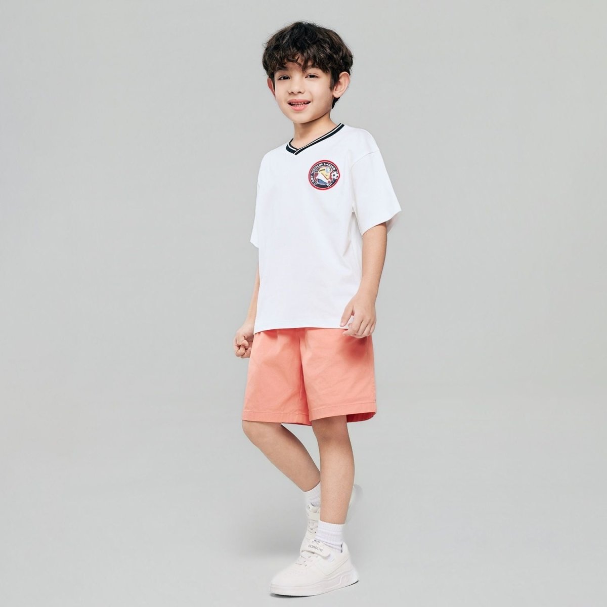 Giordano Kids Relaxed Minions V - Neck World Cup Tee - first_variant_option_2 Premium Print Tee for Giordano