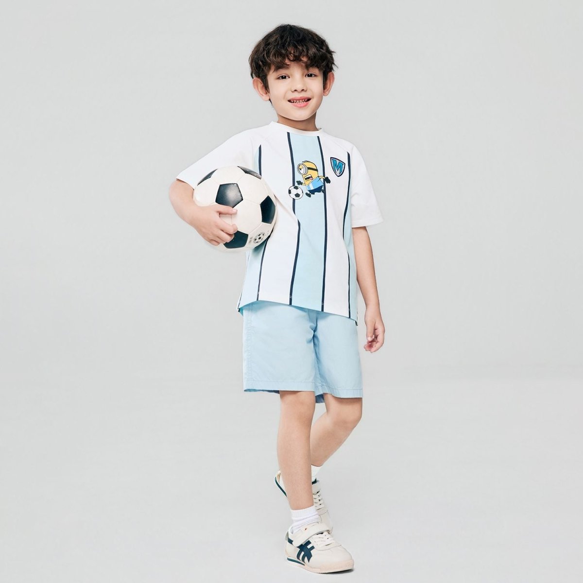 Giordano Kids Relaxed Minions World Cup Tee - first_variant_option_2 Premium Print Tee for Giordano