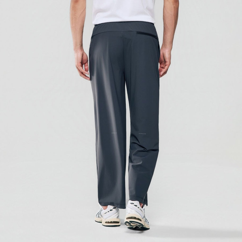 Giordano Men G-Motion Relaxed Nylon Stretch Joggers - Premium Joggers
