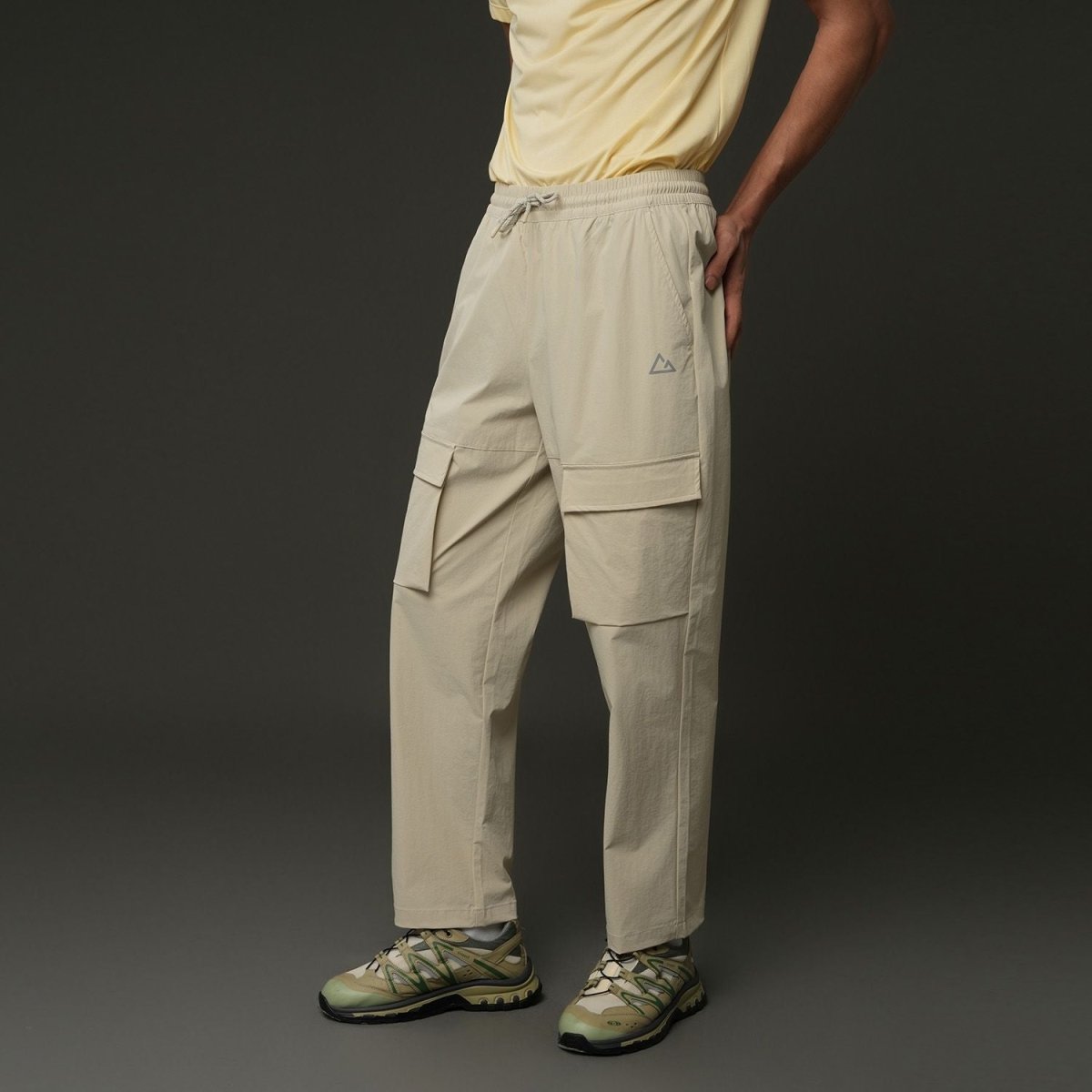 Giordano Men G-Motion Relaxed Taper Nylon Cargo Joggers - Premium Joggers