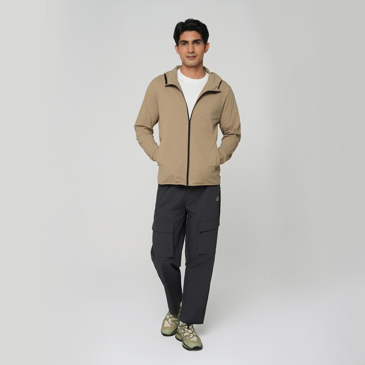 Giordano Men G-Motion Relaxed Taper Nylon Cargo Joggers - Premium Joggers