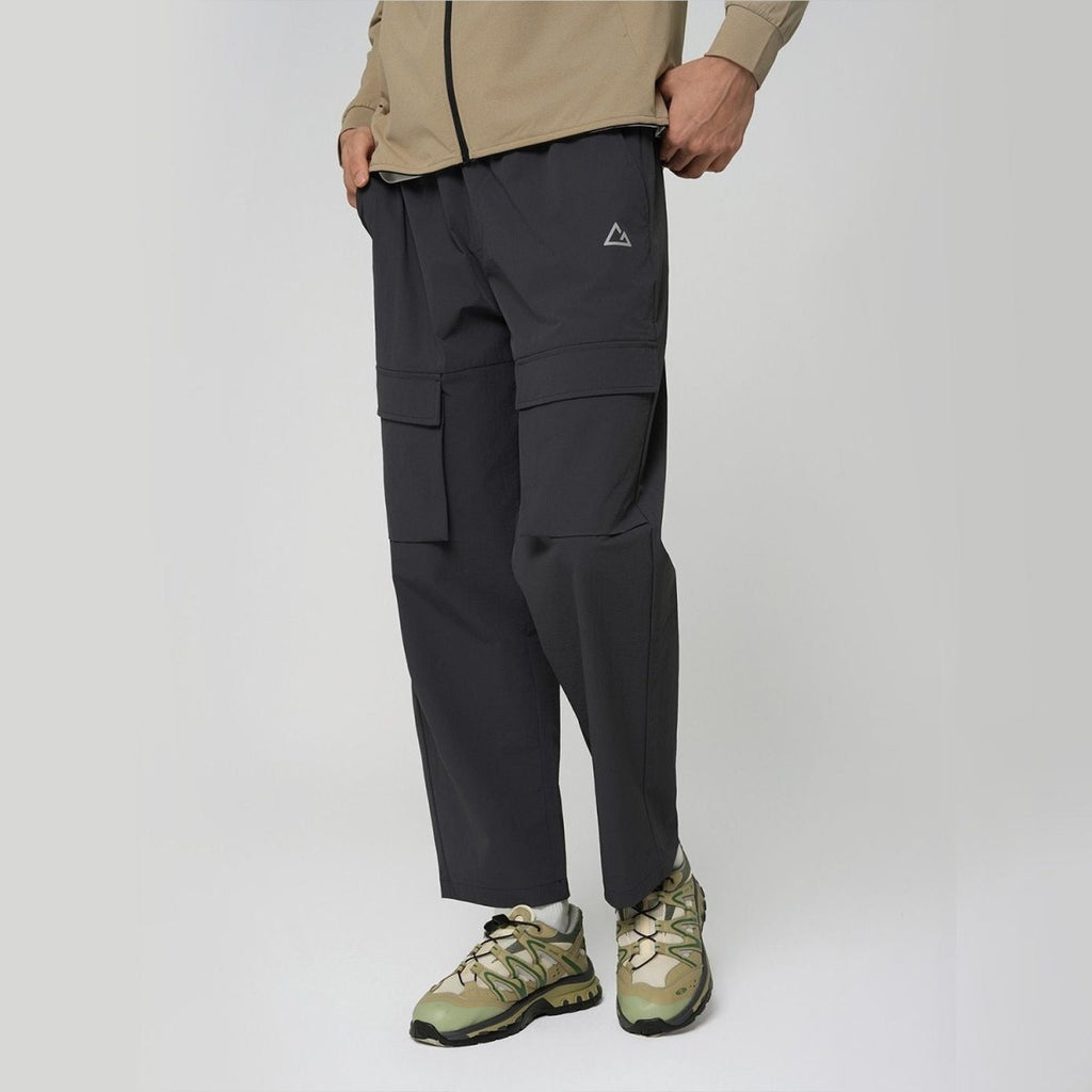 Giordano Men G-Motion Relaxed Taper Nylon Cargo Joggers - Premium Joggers