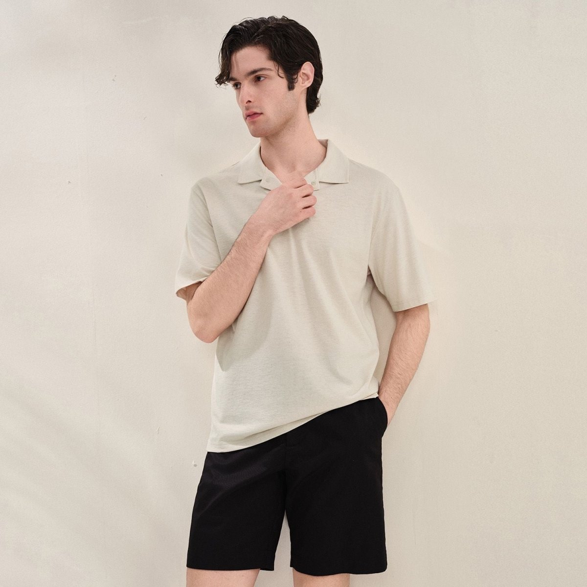 Giordano Men Regular Cotton Blend Polo - first_variant_option_2 Premium Polo for Giordano