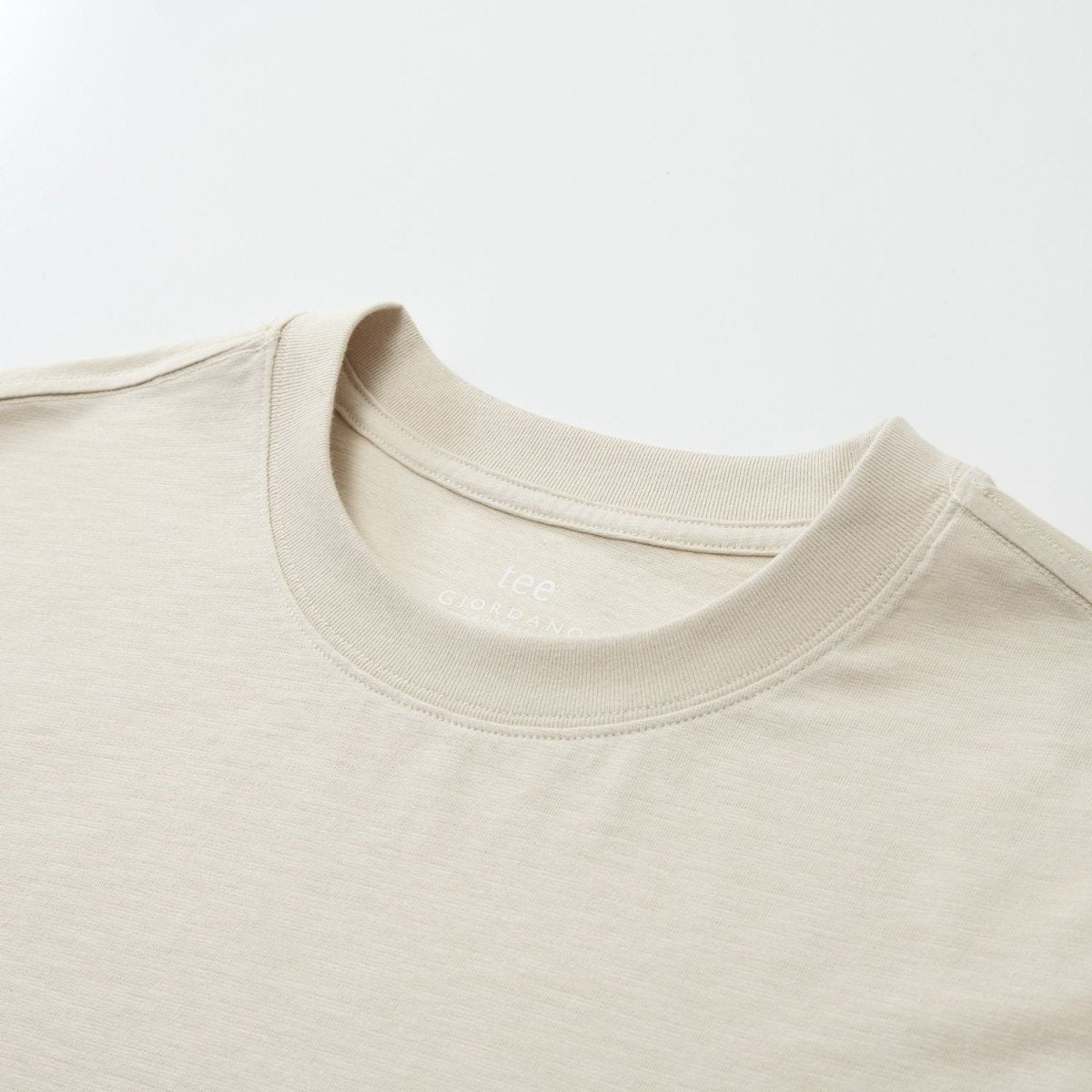 Giordano Men Regular Cotton Linen Blend Tee - first_variant_option_2 Premium Tee for Giordano