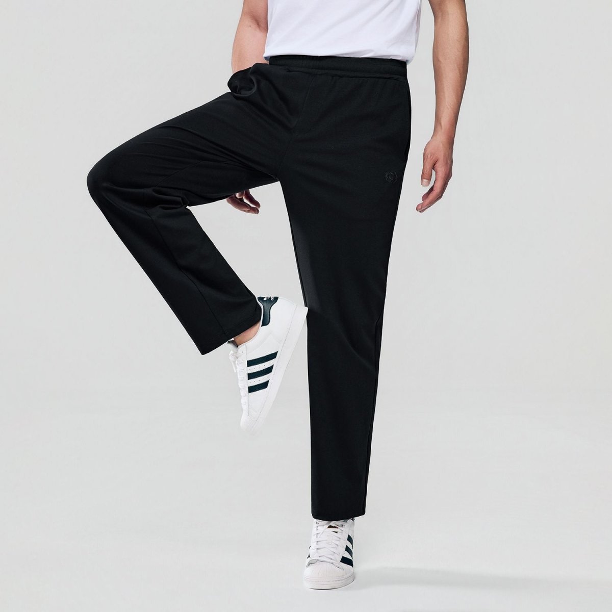 Giordano Men Regular Cotton Lycra Liquid Joggers - Premium Joggers
