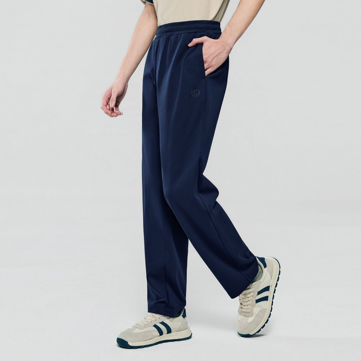 Giordano Men Regular Cotton Lycra Liquid Joggers - Premium Joggers