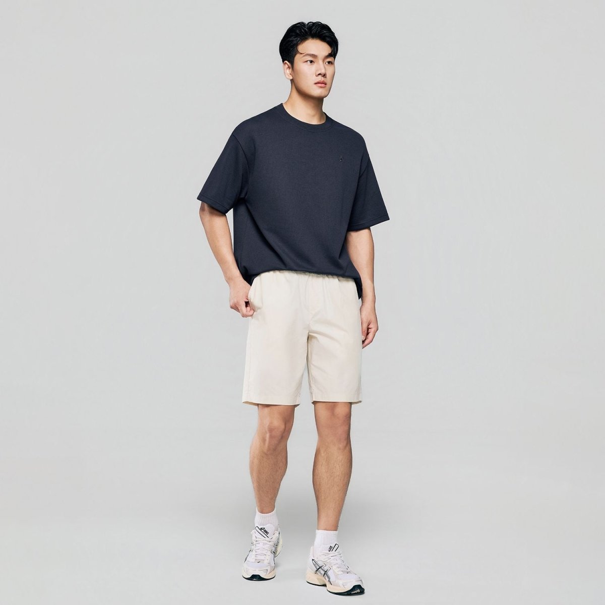 Giordano Men Regular Cotton Twill Elastic Shorts - first_variant_option_2 Premium Shorts for Giordano