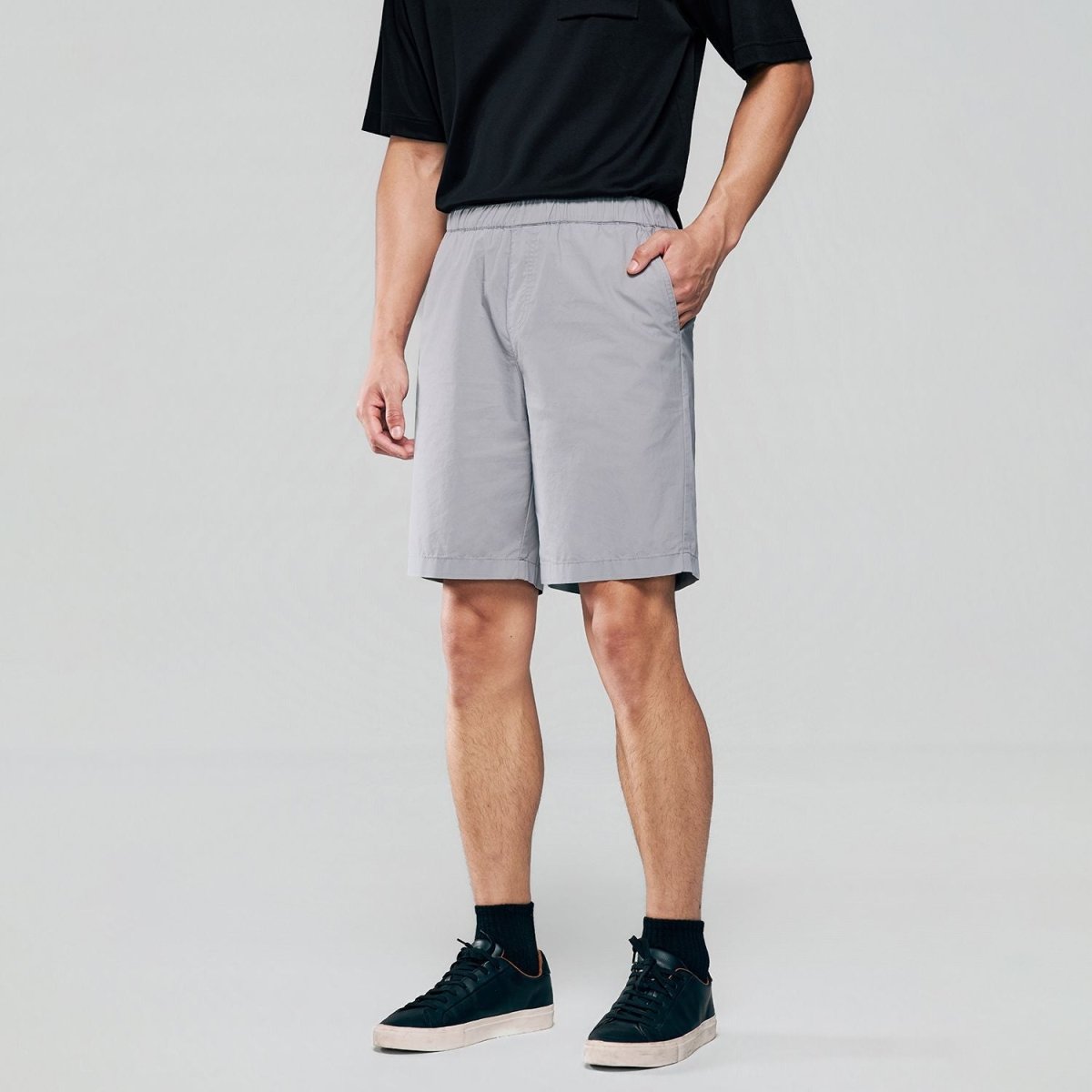 Giordano Men Regular Cotton Twill Elastic Shorts - first_variant_option_2 Premium Shorts for Giordano