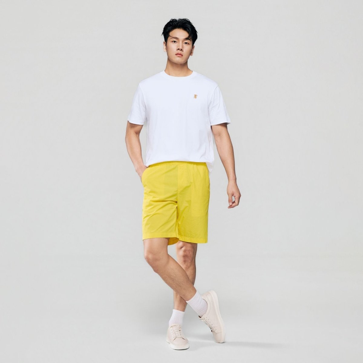 Giordano Men Regular Cotton Twill Elastic Shorts - first_variant_option_2 Premium Shorts for Giordano
