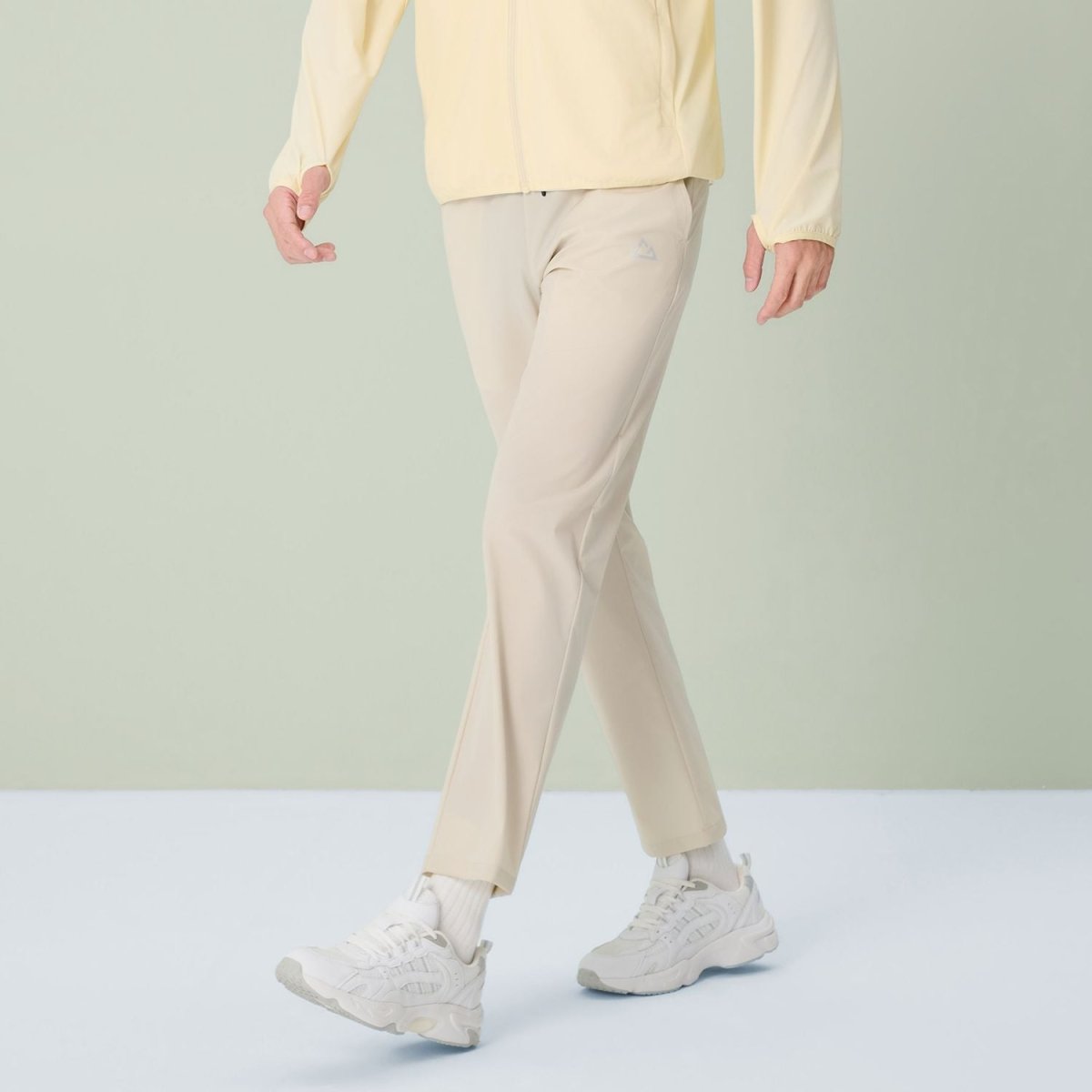 Giordano Men Regular Straight Nylon Stretch Joggers - Premium Joggers