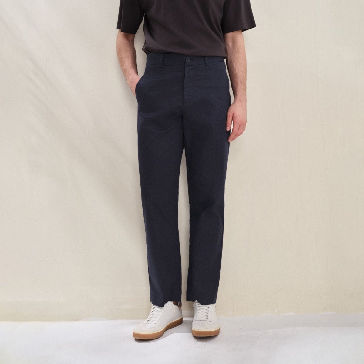 Giordano Men Regular Tencel Cotton Khaki Pants - first_variant_option_2 Premium Pants for Giordano