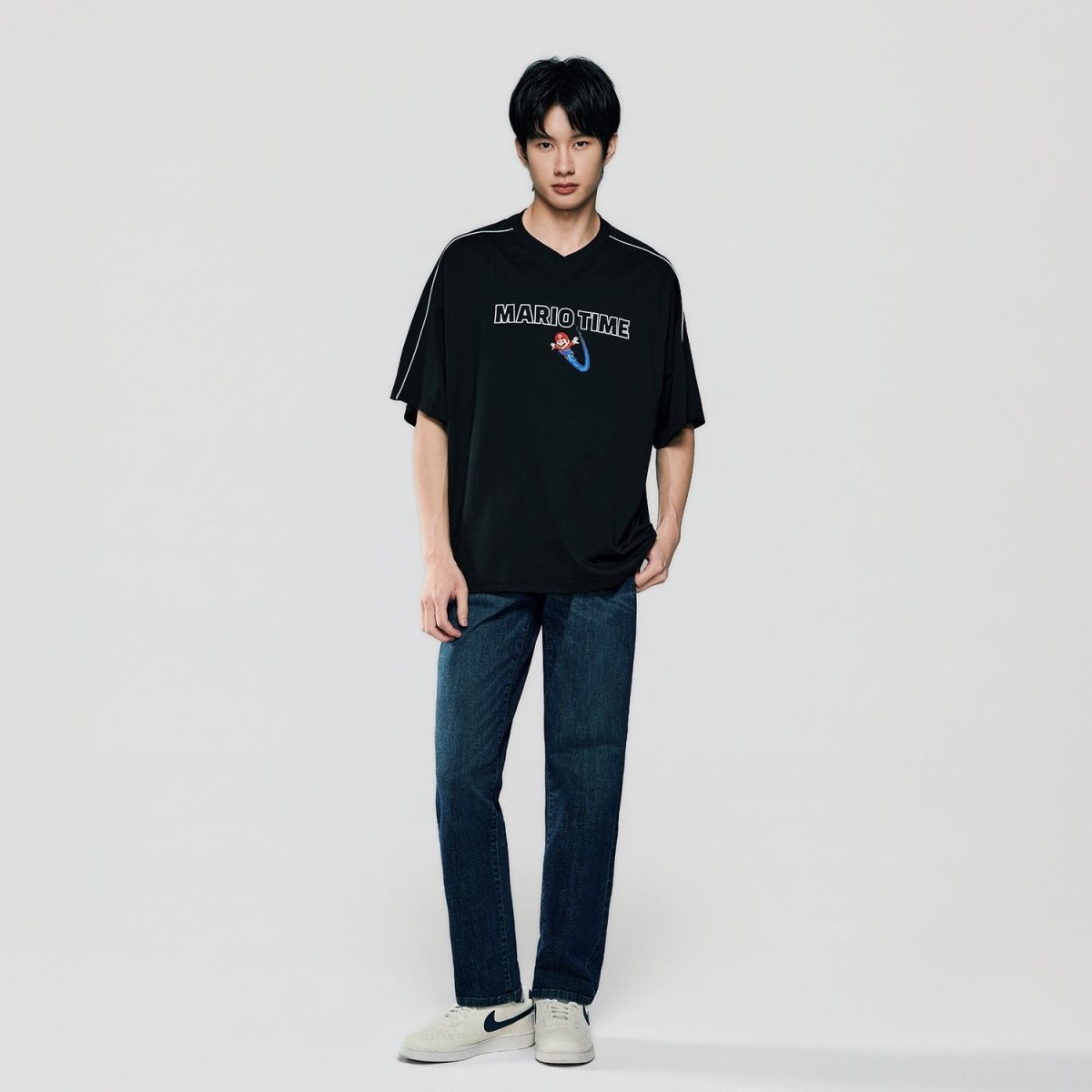 Giordano Men Relaxed Mario Time Contrast Piping Tee - Premium Print Tee