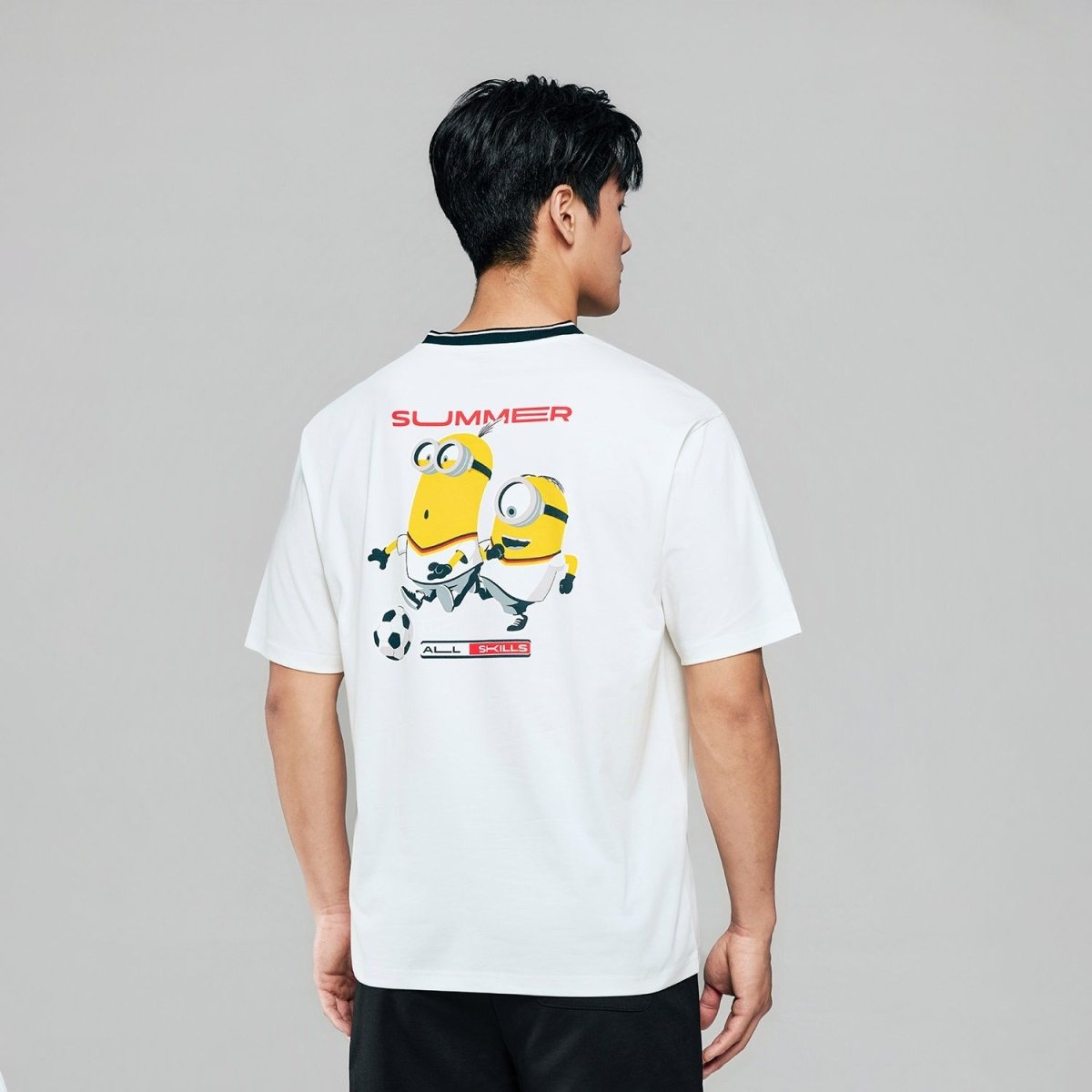 Giordano Men Relaxed Minions V - Neck World Cup Tee - first_variant_option_2 Premium Print Tee for Giordano