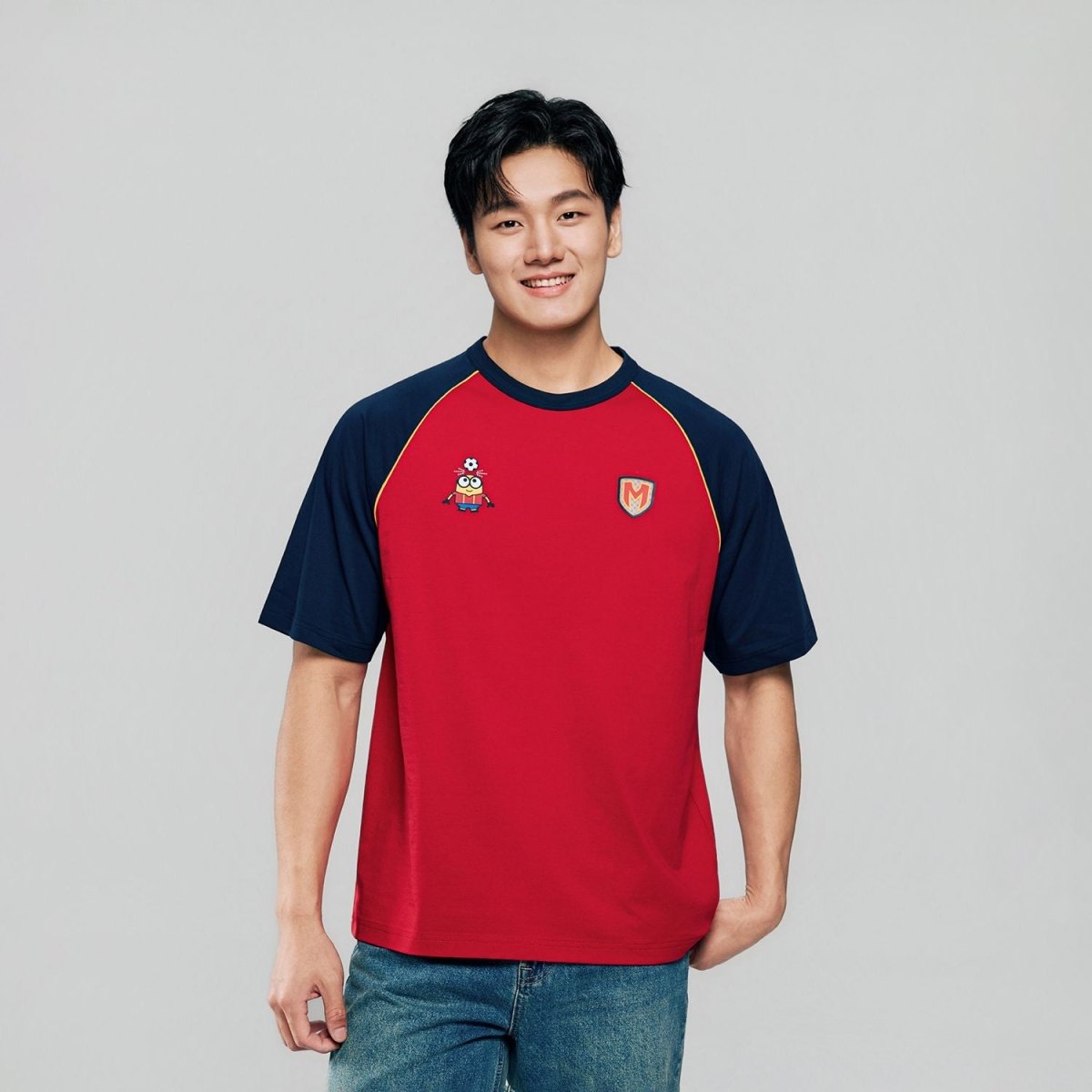 Giordano Men Relaxed Minions World Cup Raglan Jersey Tee - first_variant_option_2 Premium Print Tee for Giordano