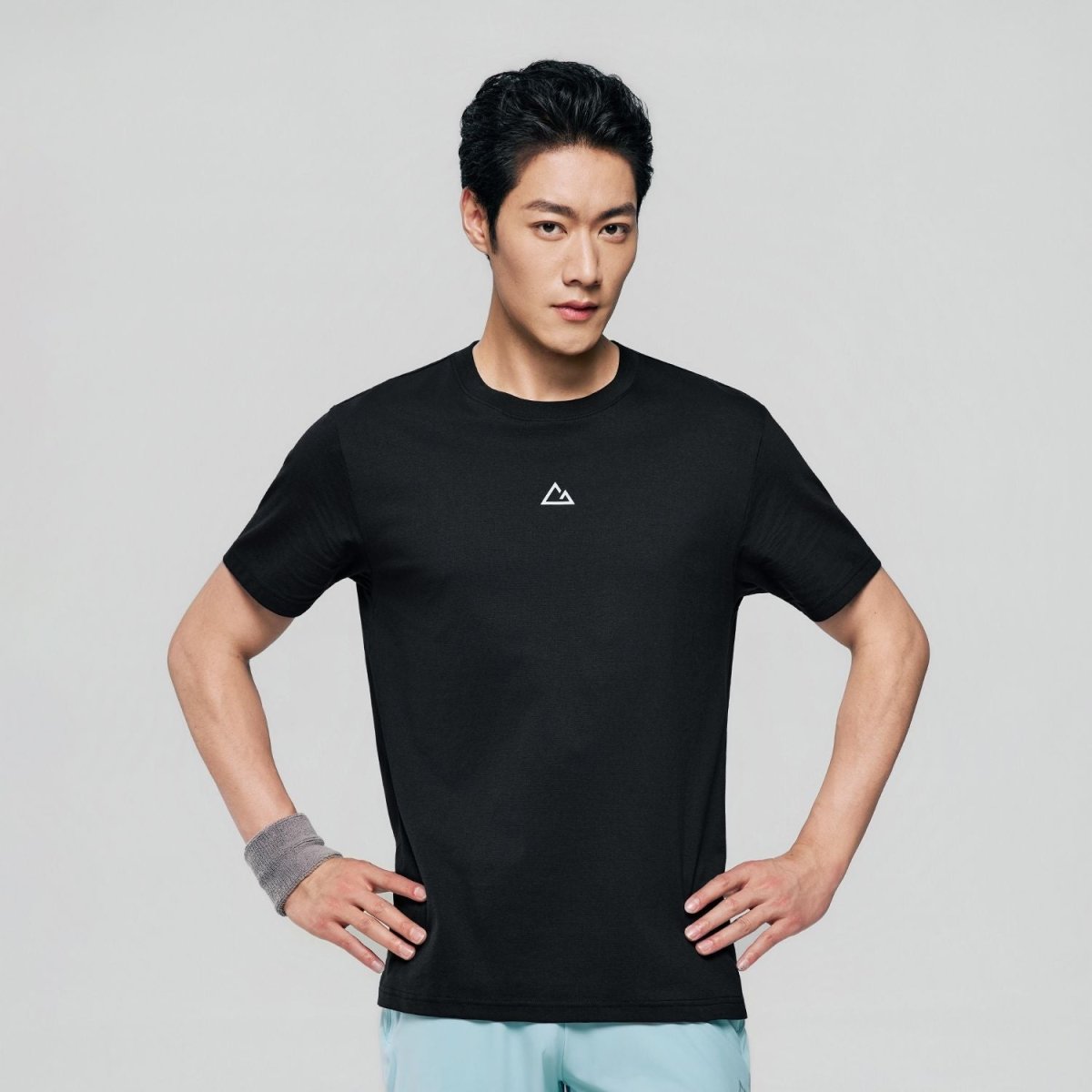 Giordano Men Slim Cotton Nylon Stretch G-Motion Tee - Premium Tee