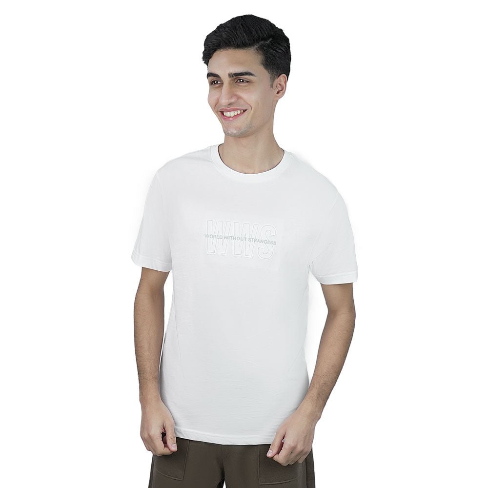 Giordano Men Slim Fit World Without Strangers Tee - Premium Print Tee