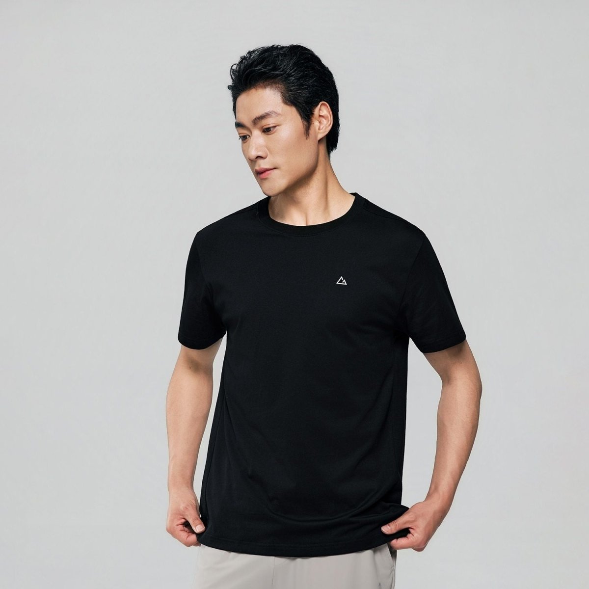 Giordano Men Slim Quick Dry G - Motion Jersey Tee - first_variant_option_2 Premium Tee for Giordano