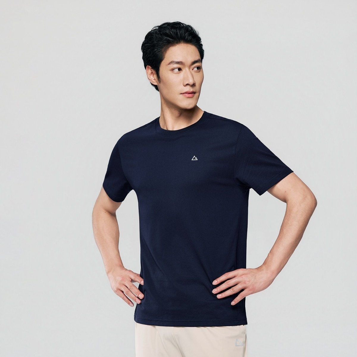 Giordano Men Slim Quick Dry G - Motion Jersey Tee - first_variant_option_2 Premium Tee for Giordano