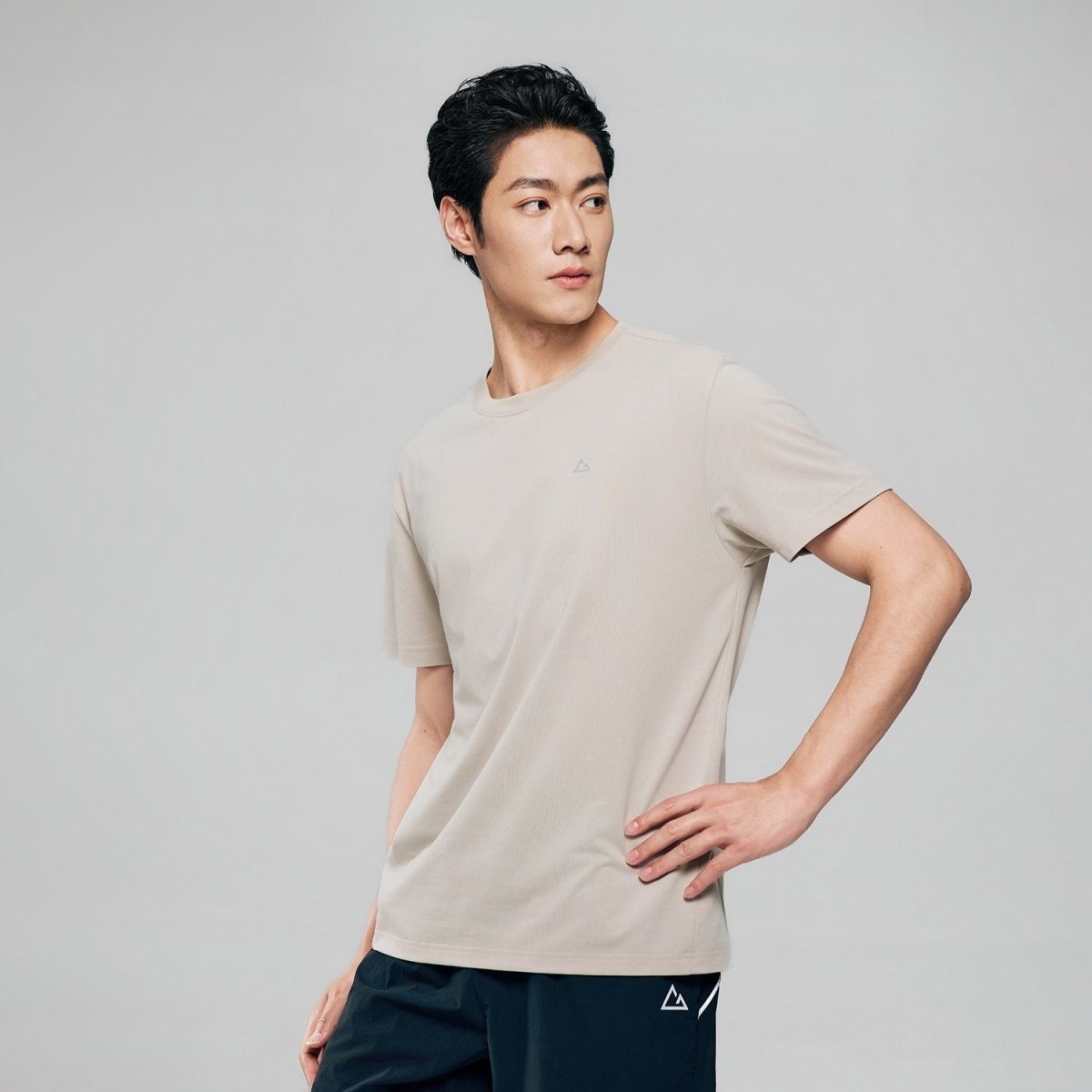 Giordano Men Slim Quick Dry G - Motion Jersey Tee - first_variant_option_2 Premium Tee for Giordano