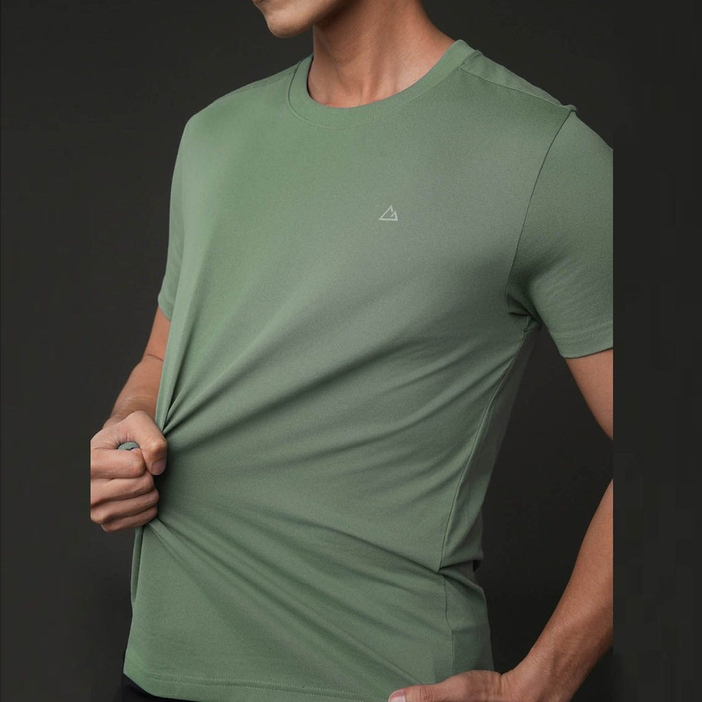 Giordano Men Slim Quick Dry G - Motion Jersey Tee - first_variant_option_2 Premium Tee for Giordano