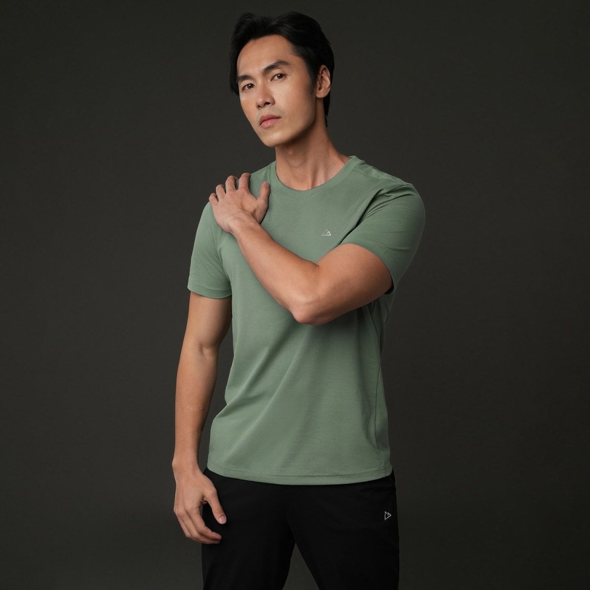 Giordano Men Slim Quick Dry G - Motion Jersey Tee - first_variant_option_2 Premium Tee for Giordano