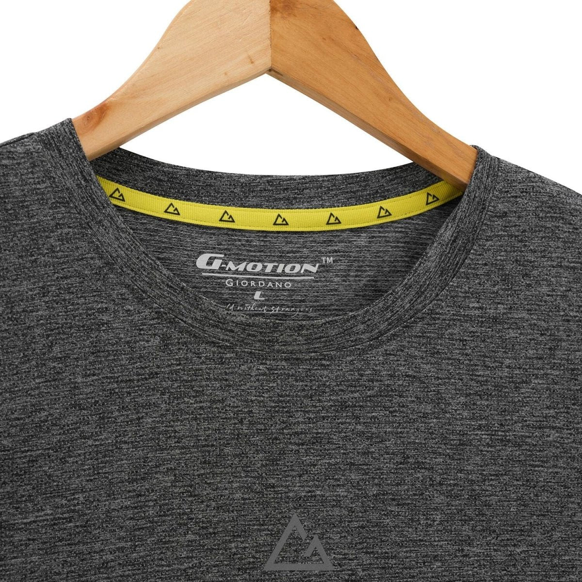 Giordano Men Slim Ultralight G - Motion Jacquard Tee - first_variant_option_2 Premium Tee for Giordano