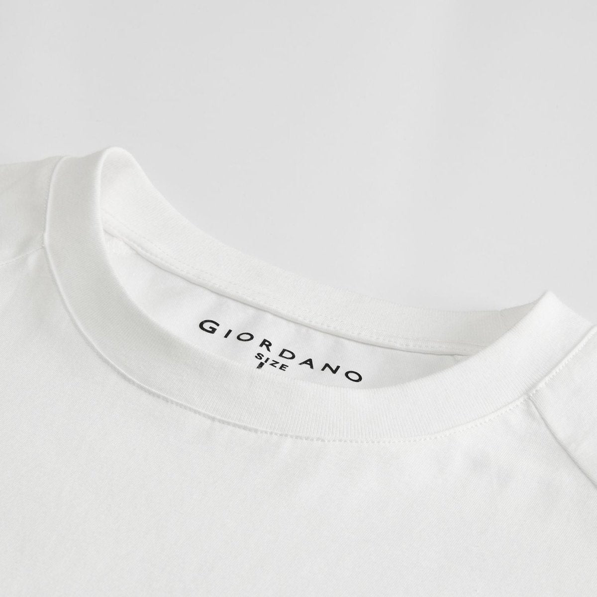 Giordano Men's Cool Touch Puppy Raglan Tee - Premium Tee