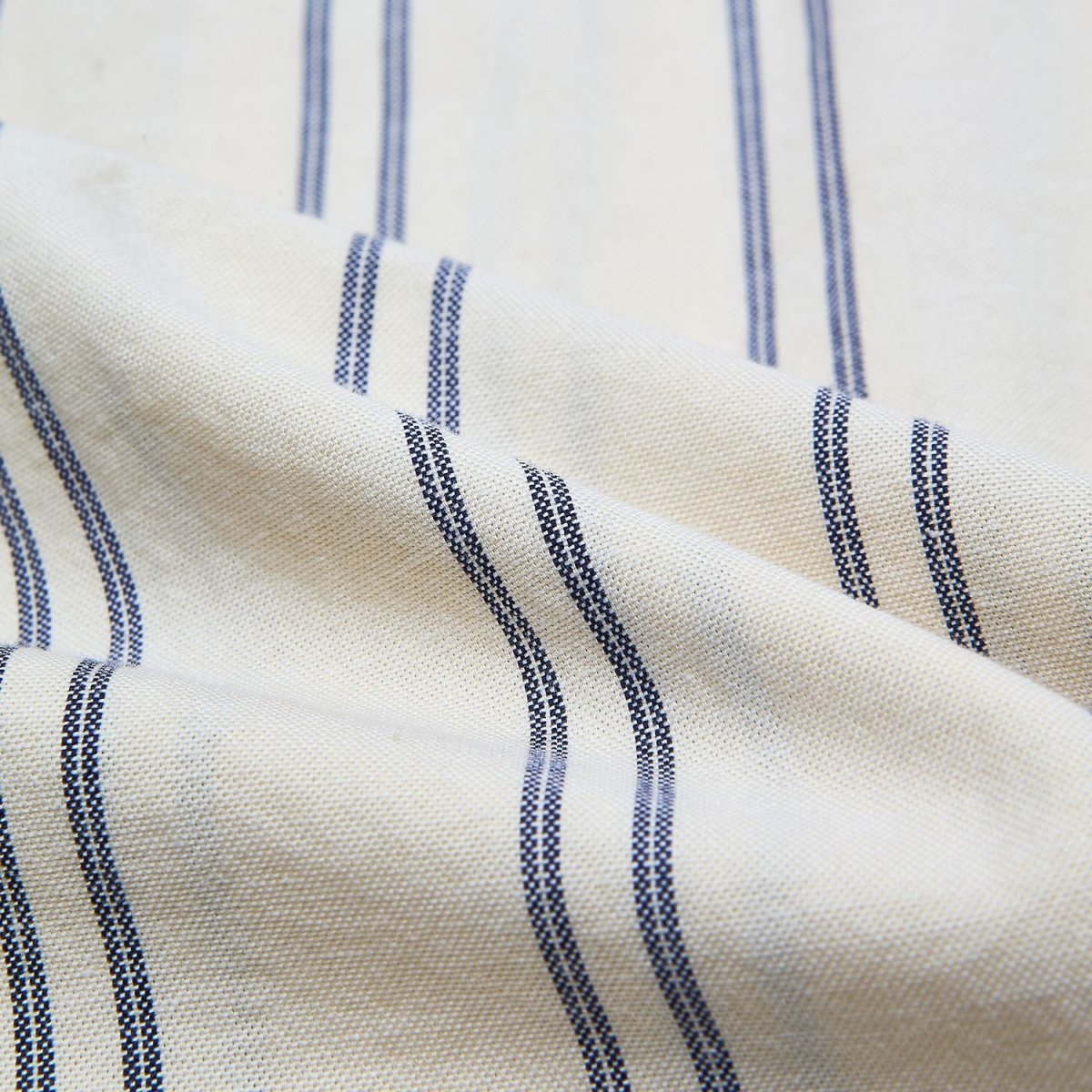 Giordano Men’s Cotton Slim Oxford Shirt with Embroidery - first_variant_option_2 Premium Shirts for Giordano