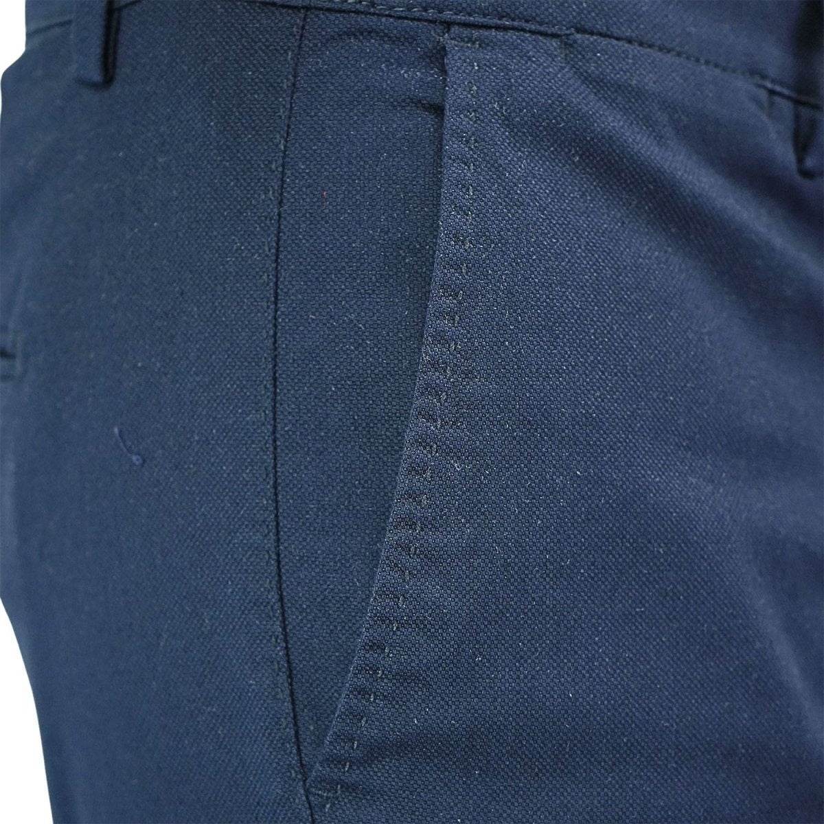 Giordano Men's Cotton Spandex Twill Low Rise Slim Fit Khakis - Premium Pants