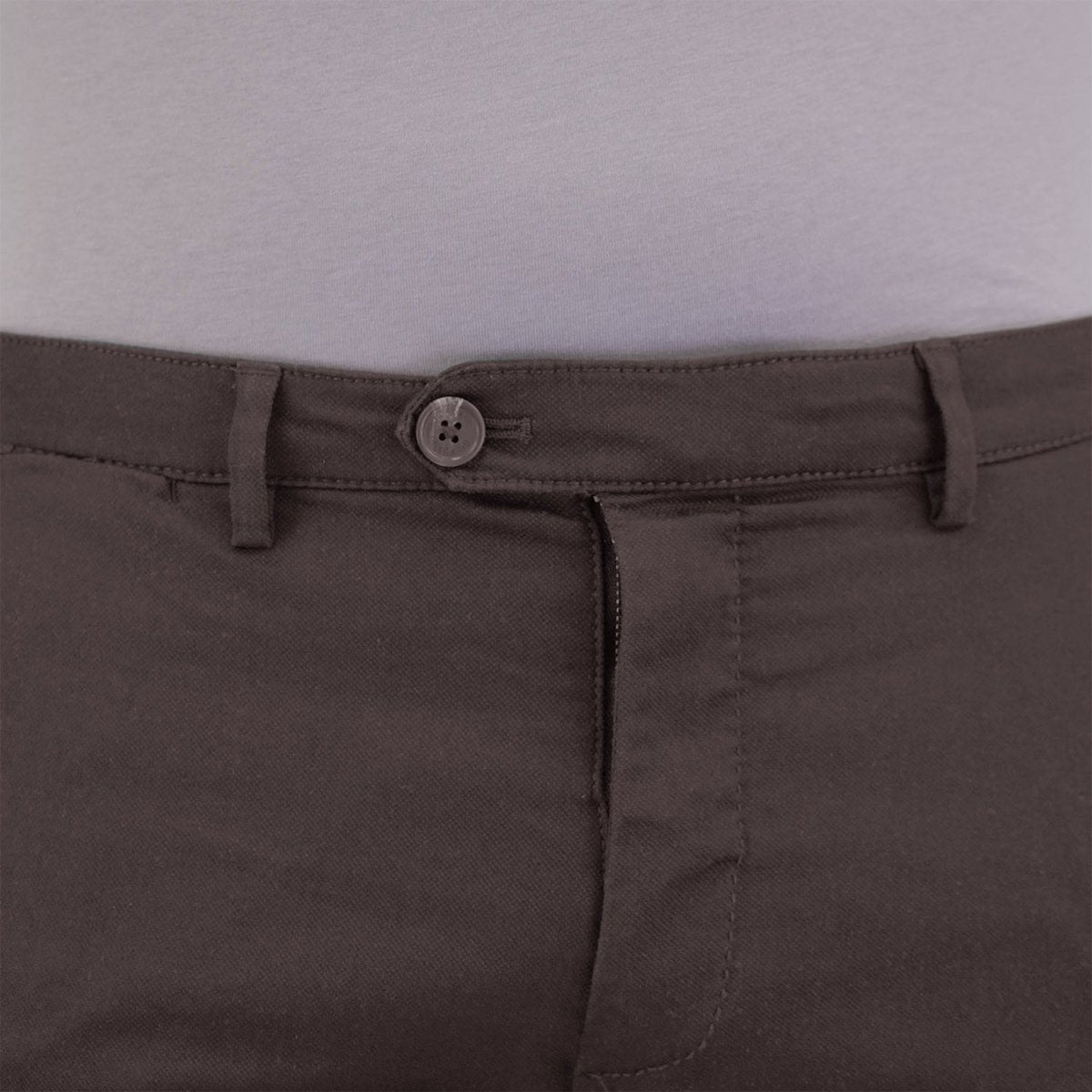 Giordano Men's Cotton Spandex Twill Low Rise Slim Fit Khakis - Premium Pants