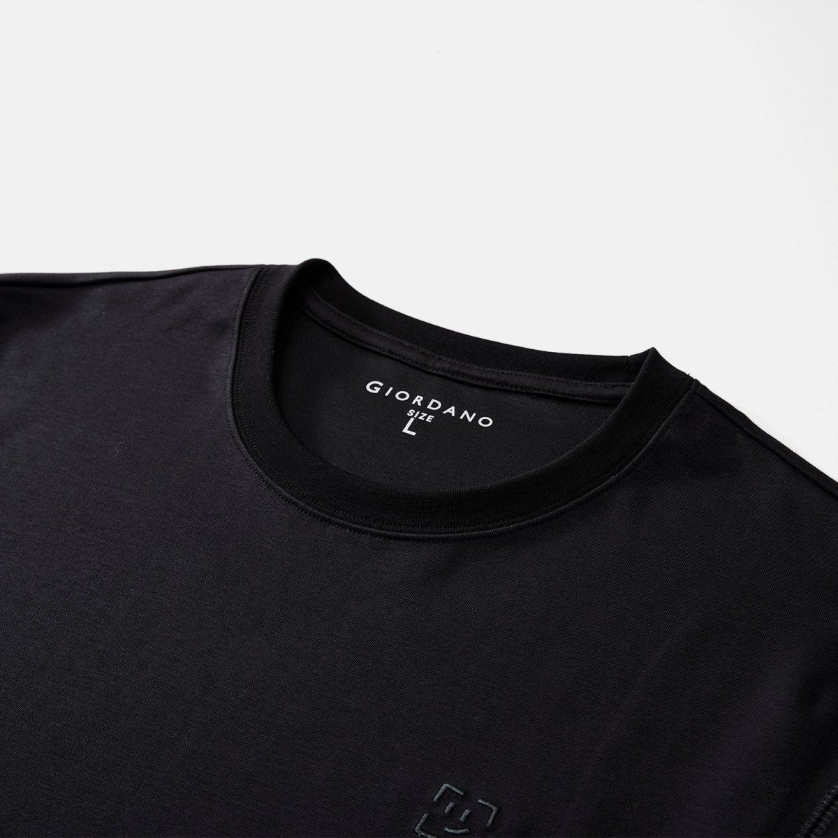 Giordano Men's Crew Neck Short Sleeve Loose Tee - Premium Tee