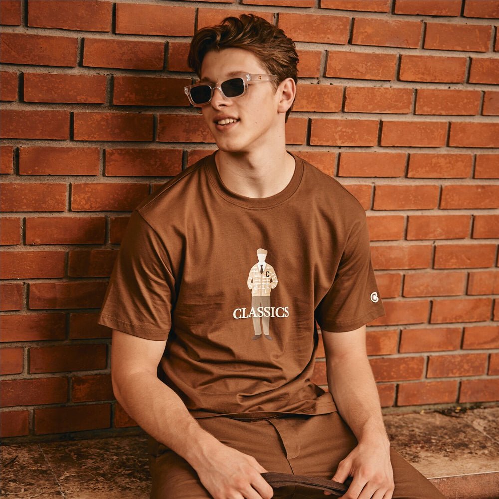 Giordano Men's Crew Neck Short Sleeve Relaxed Fit Classic Logo Print Tee - Premium Print Tee