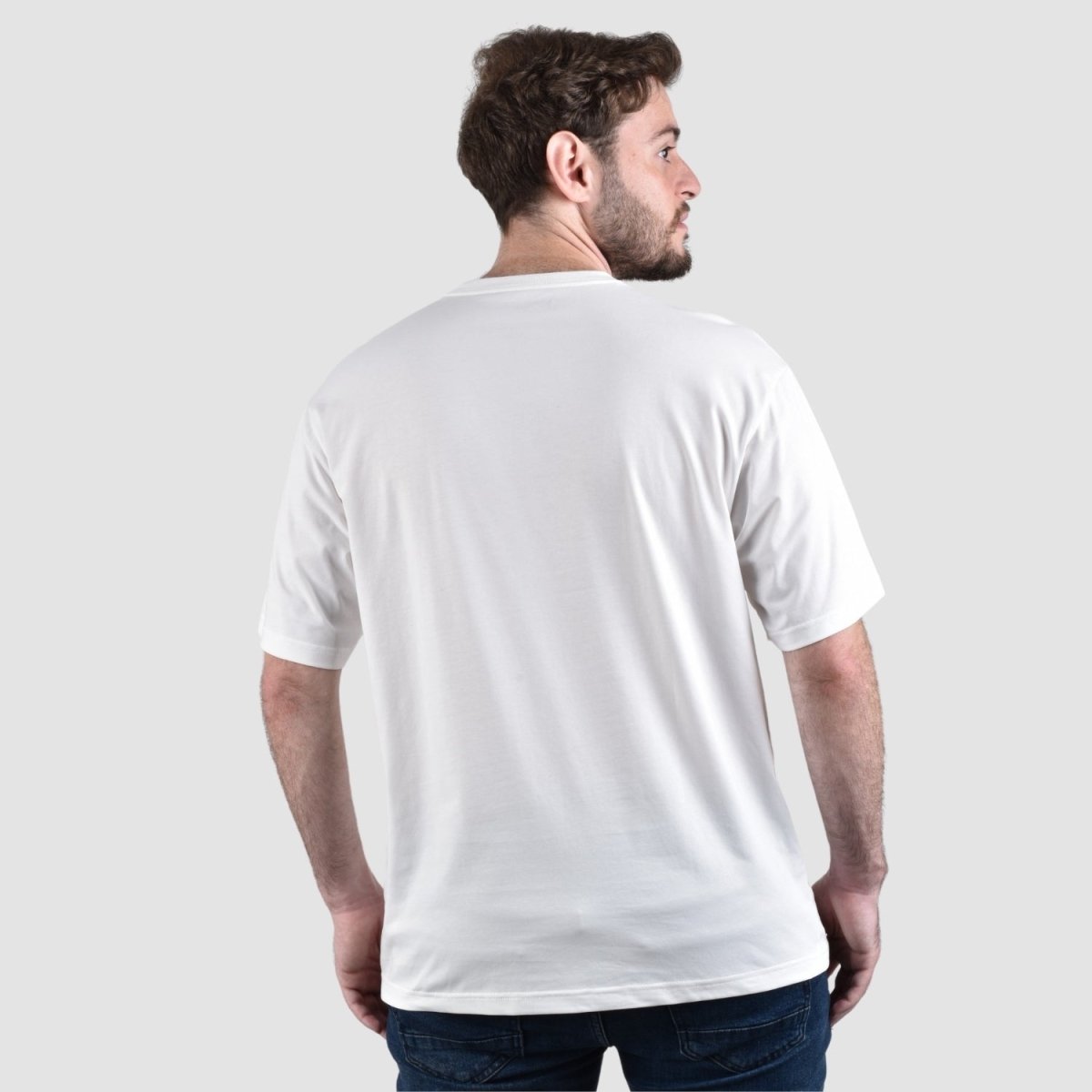 Giordano Men's Crew Neck Short Sleeve Wander Wonder Collection Relaxed Fit Print Tee - Premium Print Tee