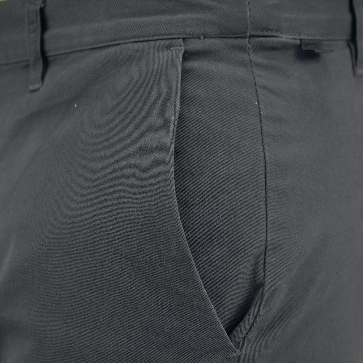 Giordano Men's Easy Care Khakis - Premium Pants
