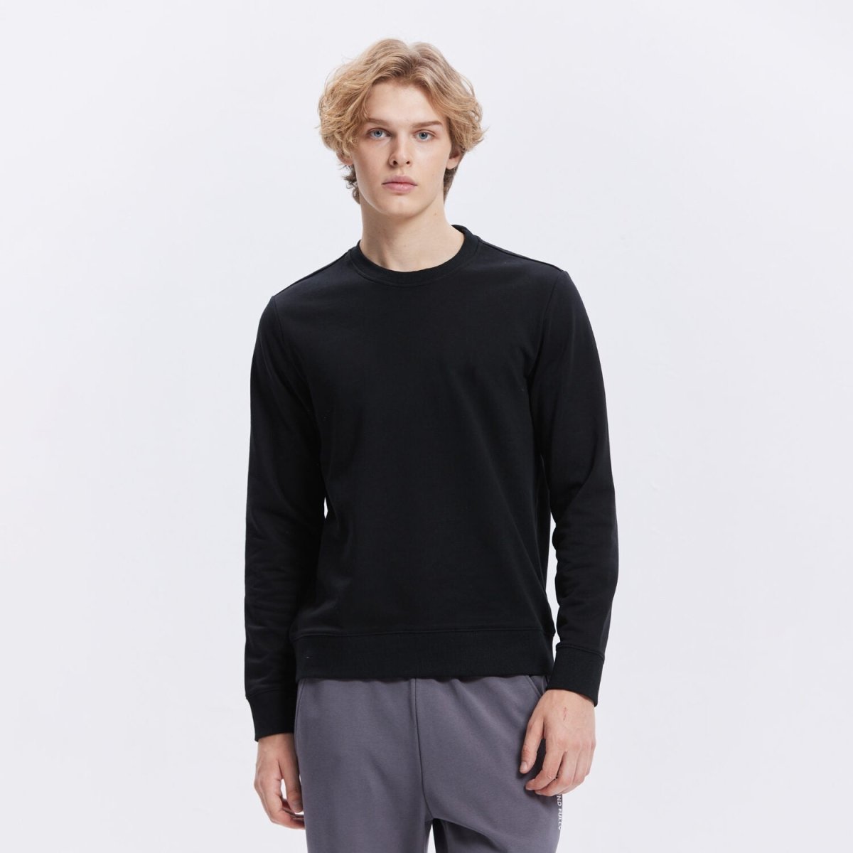 Giordano Men’s French Terry Regular Fit Long Sleeve Sweatshirt - first_variant_option_2 Premium Sweatshirt for Giordano
