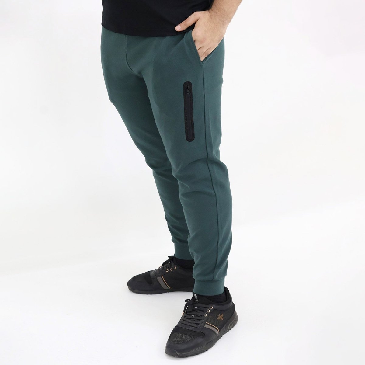Giordano Men's G-Motion Joggers - Premium Joggers