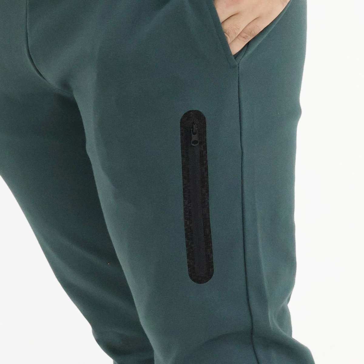Giordano Men's G-Motion Joggers - Premium Joggers